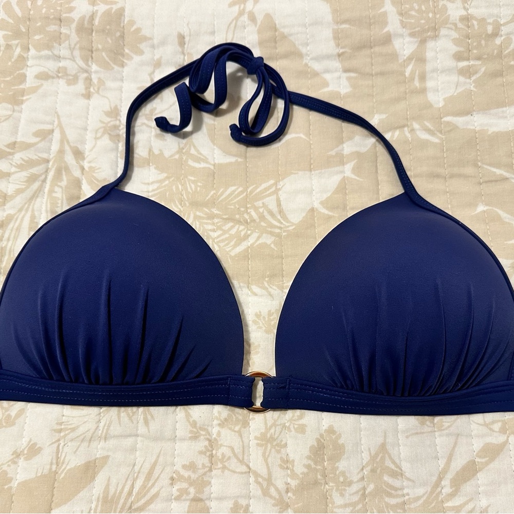 Venus Enhancer Halter Top D
